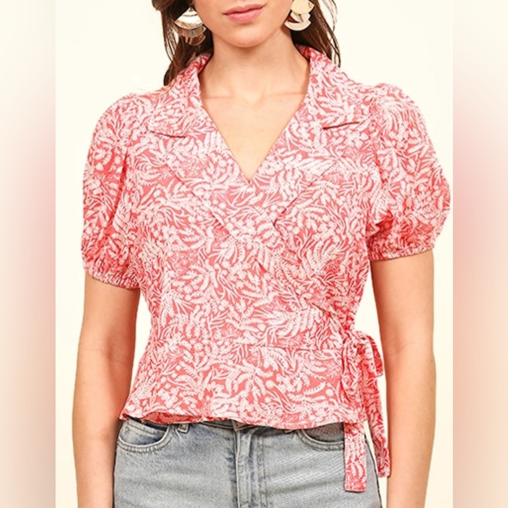 Floral Wrap Top - Pink Boutique Brand GiGio women’s Size L New
